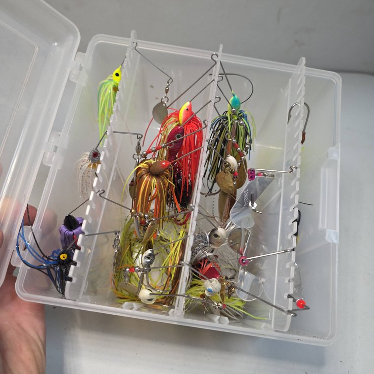 (17) Spinnerbait and Buzzbait Fishing Lures in Big Mouth Tackle
