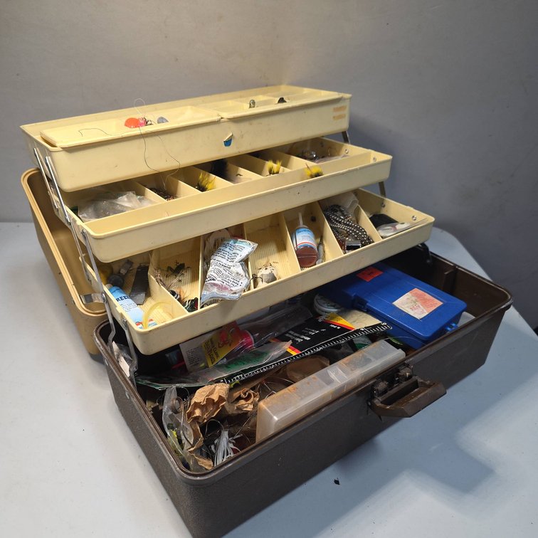 Old Pal Woodstream PF3400 Tackle Box With Fishing Lures, Bait Containers, Bobbers, and Accessories