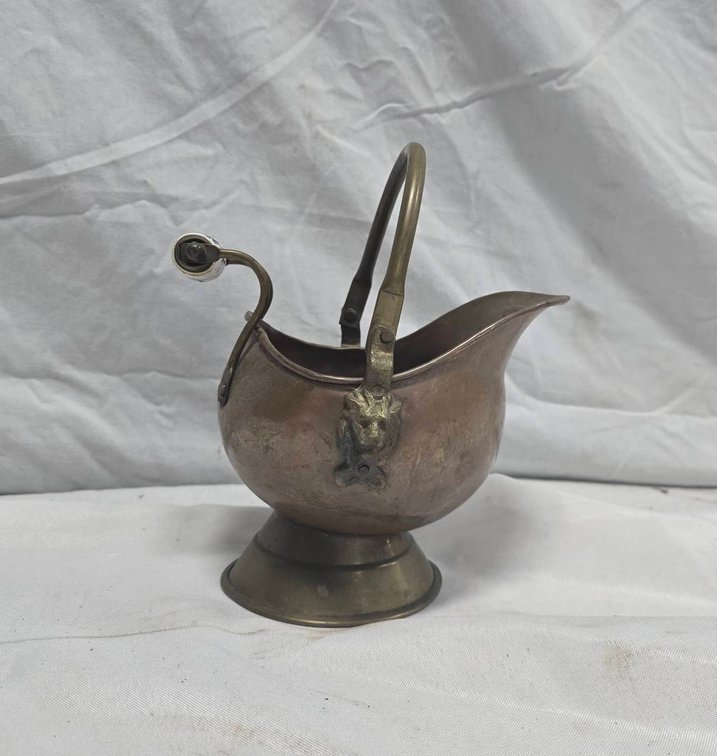 Copper Coal Scuttle with Blue and White Porcelain Handle and Lion Head Detailing
