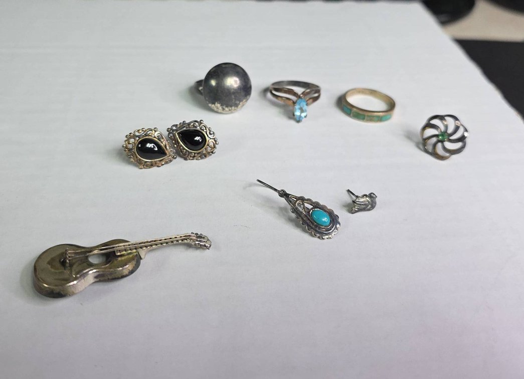Sterling Silver Jewelry Lot: (3) Rings Sizes 7.5, 9, 9, Pin, Set of Earrings, (3) Single Earrings