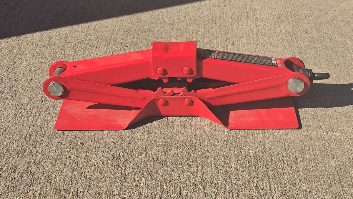 BIG RED 1.5 Ton Scissor Jack Model T10152 Red Steel Manual Car Jack