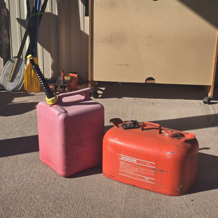 OMC Metal Marine Gasoline Tank and 5-Gallon Plastic Gas Can with Flexible Spout
