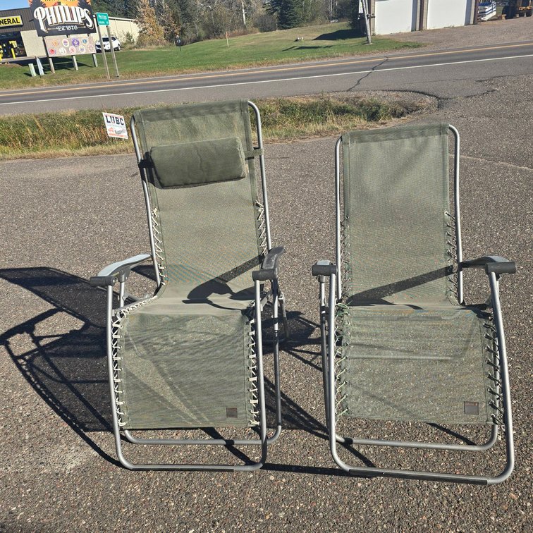 Metal Frame Outdoor Reclining Lounge Chairs with Mesh Fabric and Armrests