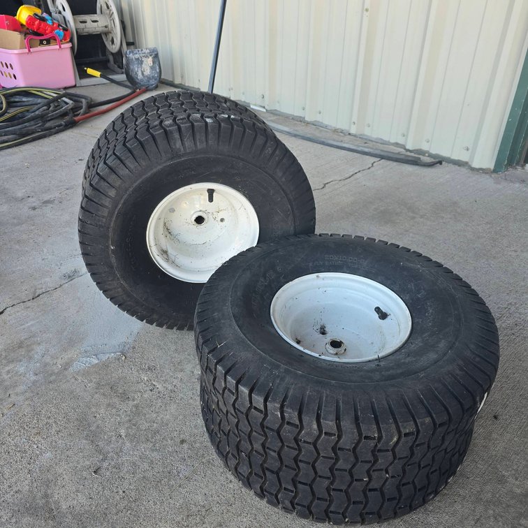 20x10.00-8 Tubeless Tires with White Steel Rims, 19" Diameter, 9" Thick, 4-Ply Rating