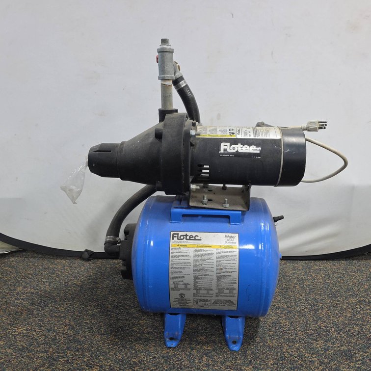 Flotec Water Pressure System FP7110-04 With S48D02A03 A.O. Smith Motor and Pressure Tank