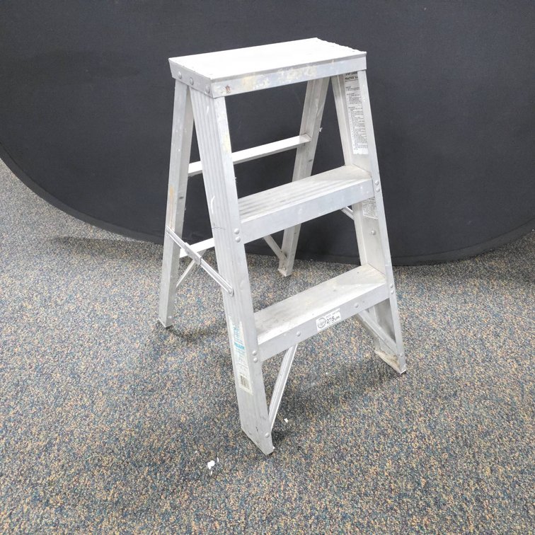 Keller 3-7 Medium Duty Commercial Type II Aluminum Step Ladder 225 lbs Capacity