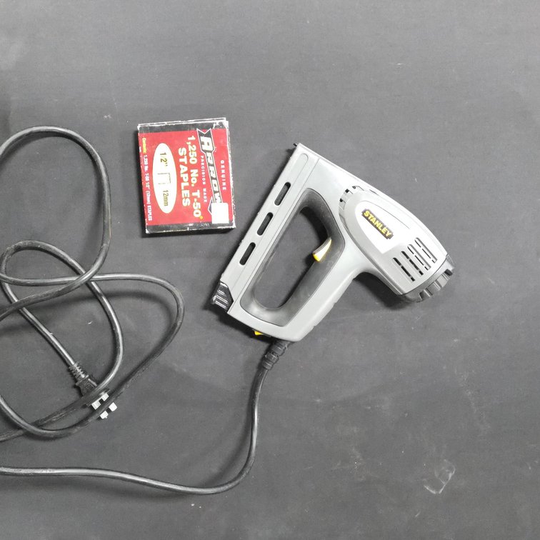 Stanley Electric Staple Gun with Power Cord and Arrow T50 1/2 Inch Staples