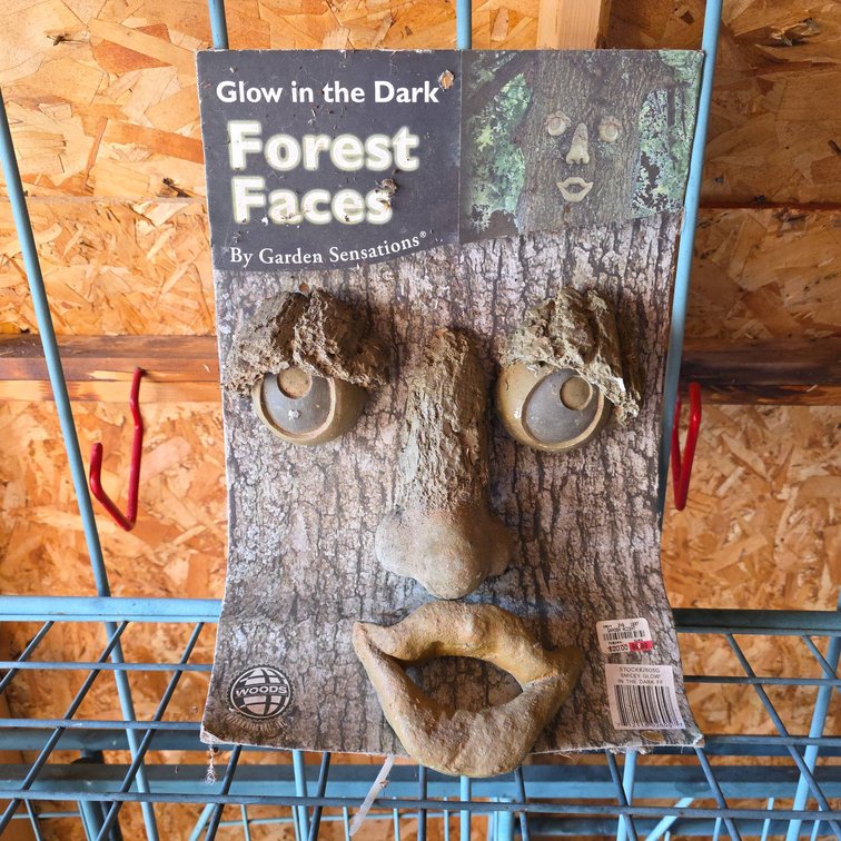 Garden Sensations Glow in the Dark Forest Faces Outdoor Tree Decoration