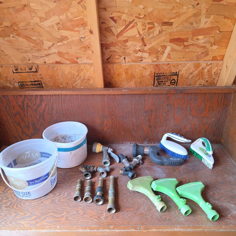 Brass Garden Hose Nozzles, Spray Heads, Y Adapters, and Scrub Brushes