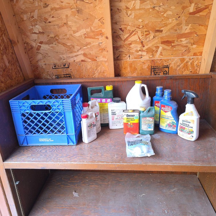 Garden Herbicide and Pesticide Collection, Bayer, Ortho, Spectracide, Roundup, Assorted Containers