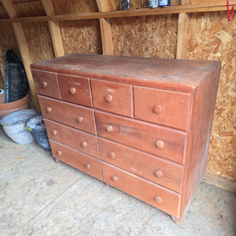Wooden 9-Drawer Dresser with Original Wooden Pulls, Made of Stained Plywood, Sturdy Construction