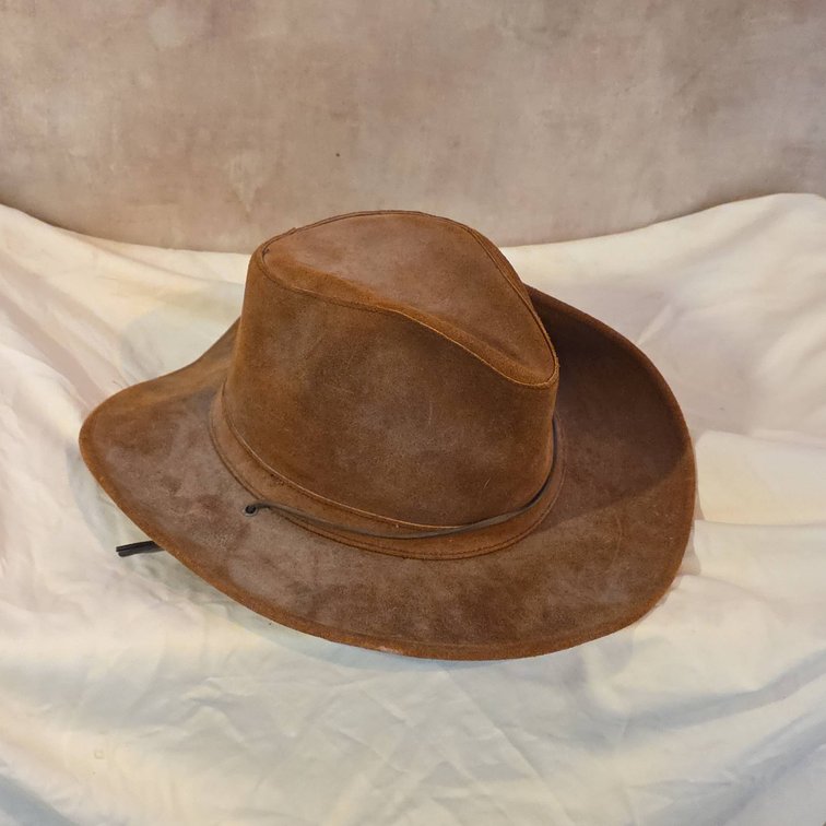Minnetonka Genuine Leather Western Hat Brown with Chin Cord