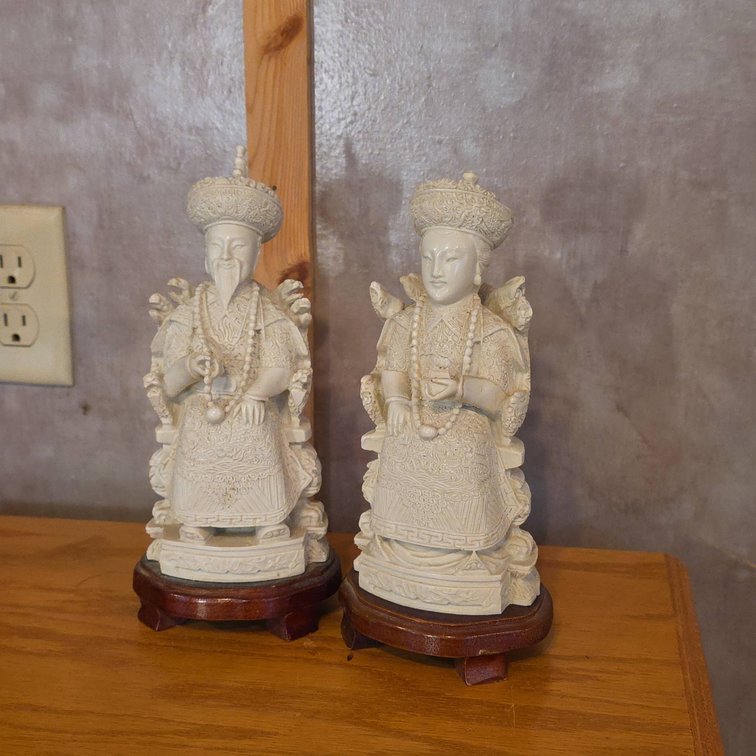 9" Tall Chinese Emperor and Empress Style Resin Figurines with Carved Wooden Stands