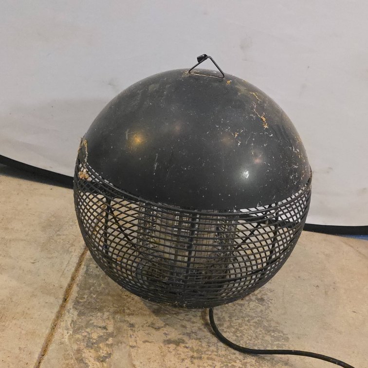 Weber The Web Electric Bug Killer, Black Spherical Cage, 17" Diameter, Does Not Power On