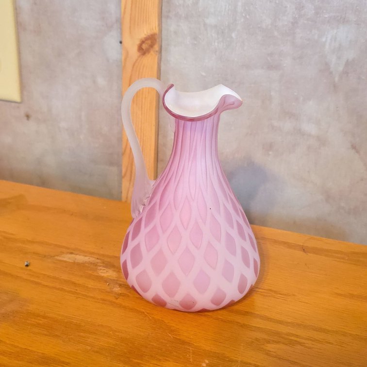 Pink Satin Diamond Quilted Art Glass Ewer with Frosted Handle, 5.5 Inch Tall