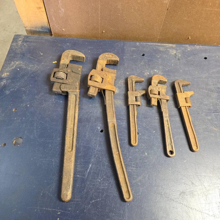 Five TRIMO and Walworth Drop Forged Adjustable Pipe Wrenches