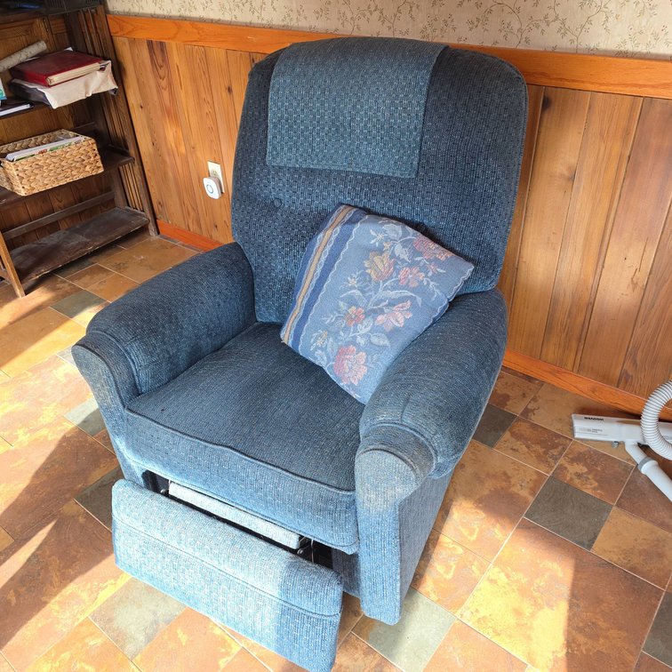 La-Z-Boy Blue Fabric Recliner with Wood Lever and Pillow