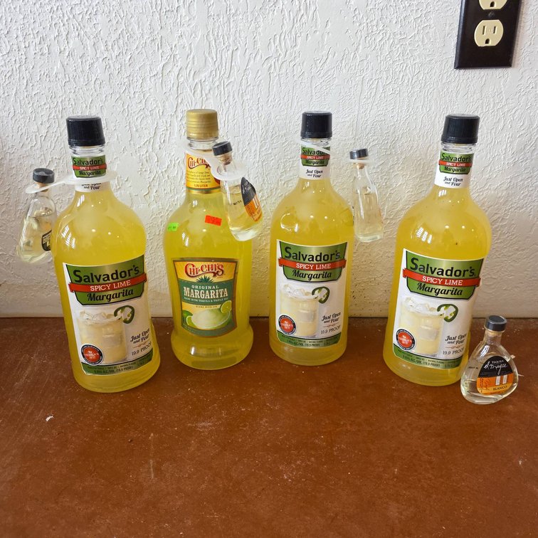 Salvador's Spicy Lime Margarita & Chi-Chi's Original Margarita With El Mayor Tequila Miniatures