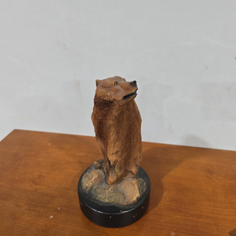 Bear Rising Limited Edition Resin Sculpture 205/2000, Signed Cain 1993, Detailed Nature Figure