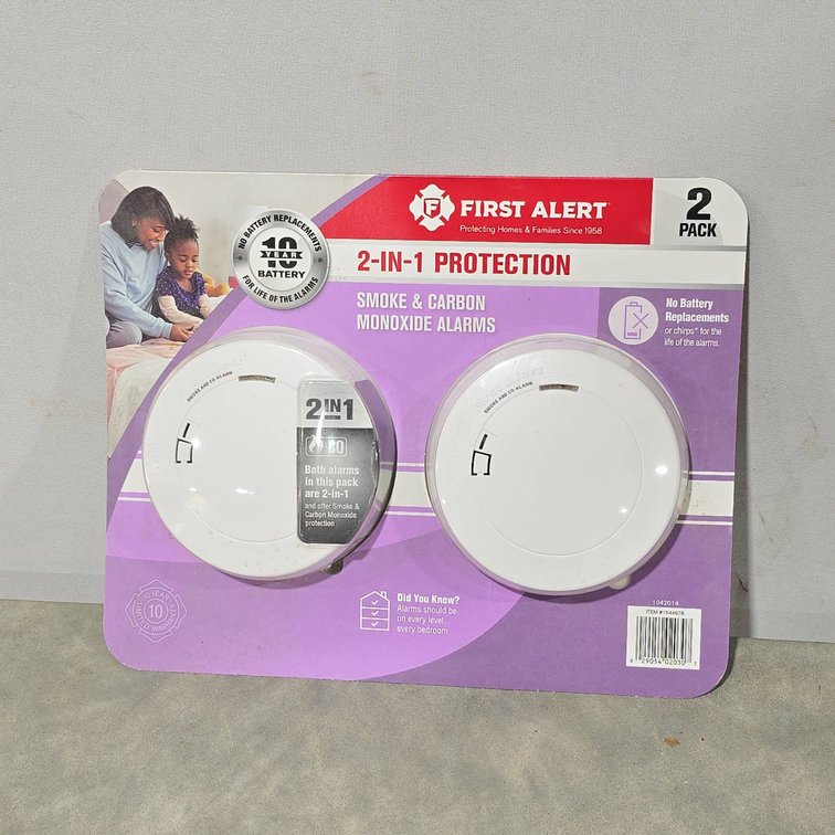 First Alert 2-in-1 Smoke & Carbon Monoxide Alarms 2-Pack, 10-Year Battery, Sealed Package