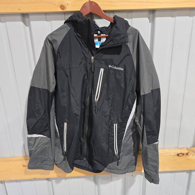 Columbia Sportswear Company Interchange Outer Jacket Size Large Black and Gray No Liner Included