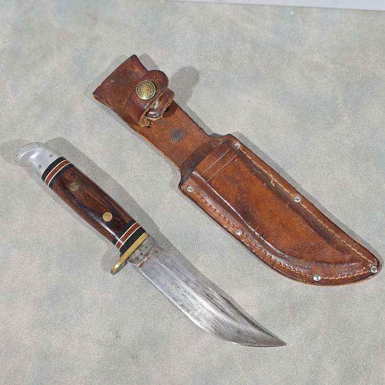 Western USA W66 Fixed Blade Hunting Knife with 5 Inch Blade, Wood Handle, Leather Sheath Included