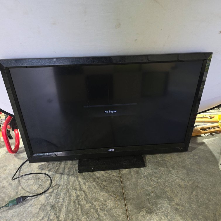 Vizio E471VLE 48" 1080p LCD HDTV With HDMI, SRS TruSurround, Remote, Working Condition