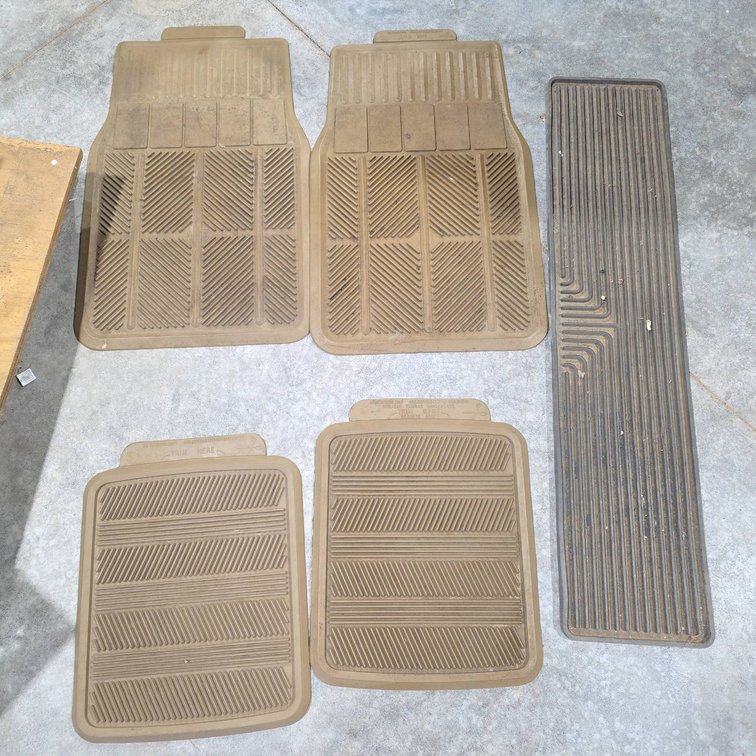 5 Beige Rubber Floor Mats and 1 Black Runner for Car or Truck, All-Weather Utility Style