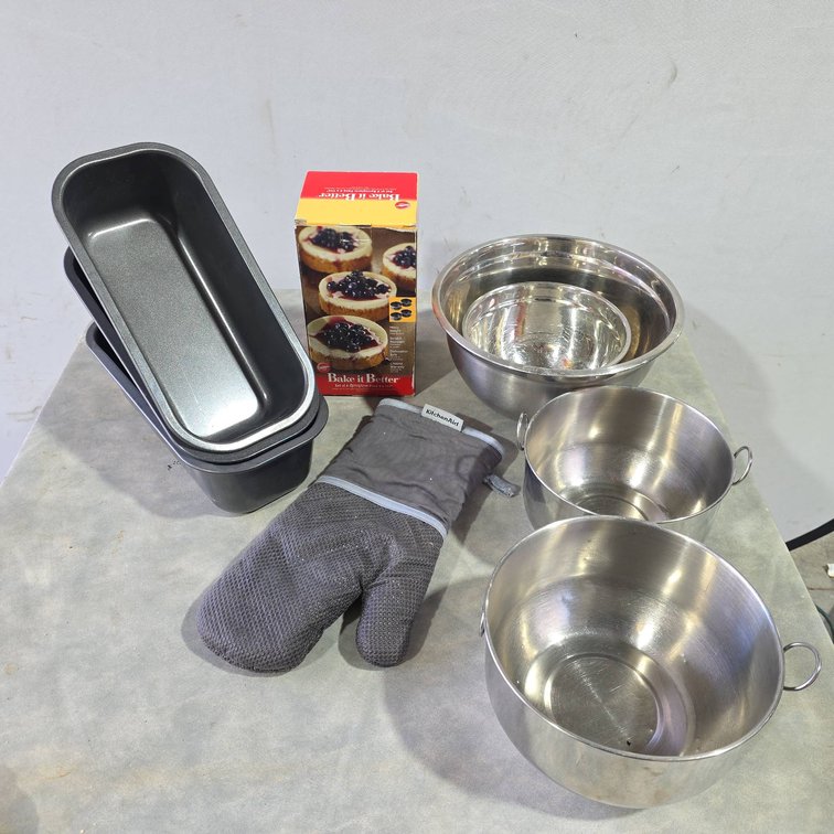 Baking Lot: Friday Mixing Bowls, Red Pans, Set of Four Small Springform Pans, KitchenAid Oven Mitt