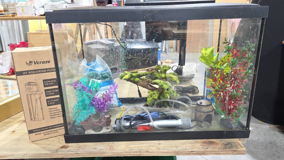 Top Fin 20 Gallon Starter Aquarium Kit With Decorations, API Stress Coat, Gravel, Heater, Filters, UV Filter