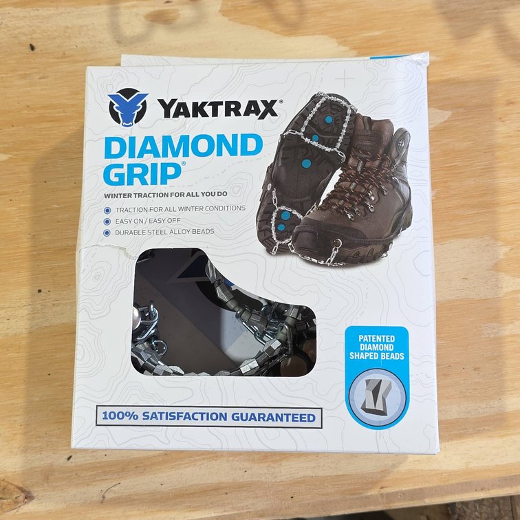 Yaktrax Diamond Grip Medium Winter Traction Ice Cleats 1 Pair Black