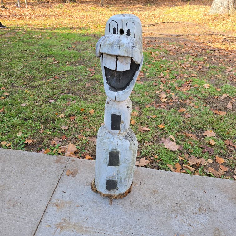 40" Olaf Frozen Chainsaw Carving Wood Sculpture, Missing Carrot Nose, As Is Condition