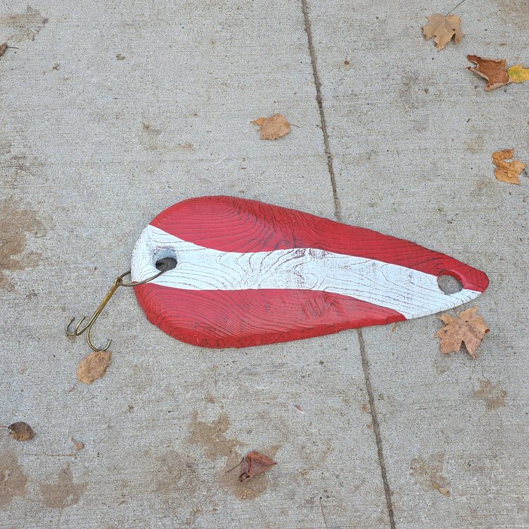 Large Wooden Fishing Lure With Red and White Painted Design, Metal Treble Hook, 23" x 10.5"