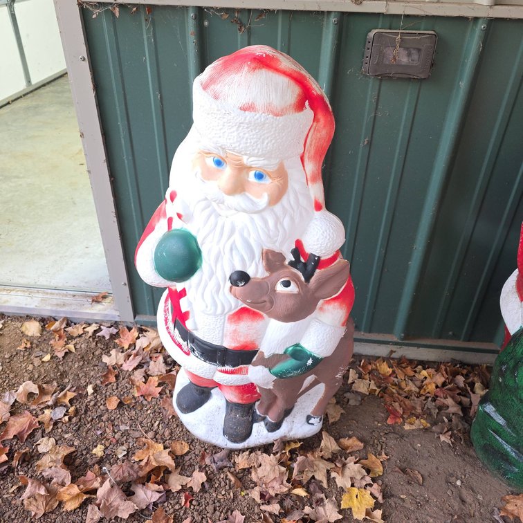 TPI 40" Tall Santa Claus With Reindeer Blow Mold Outdoor Holiday Decoration, 2000, Made In Canada
