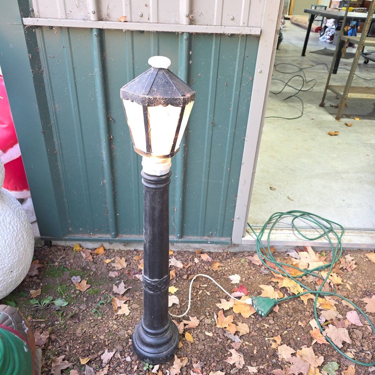 Empire Plastic Corp 40" Tall Outdoor Electric Lamp Post, Black and White, Model 1305, Lighted Decoration