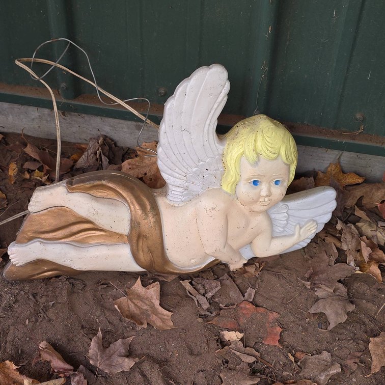 1992 Union Products 21-Inch Plastic Light-Up Cherub Angel Figure, Leominster, MA, Light Bulb Needs Replacing