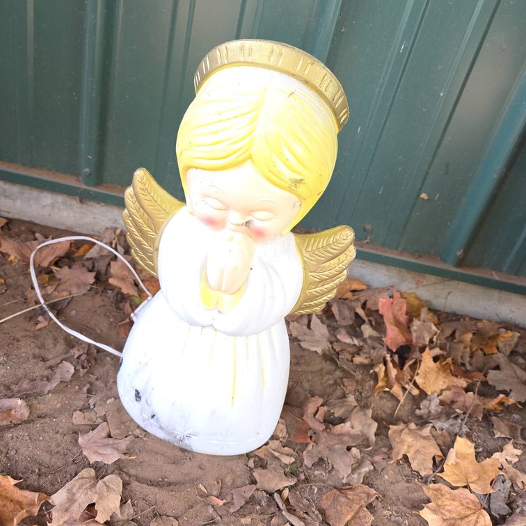 18" Tall Plastic Lighted Praying Angel Blow Mold With Gold Wings And Halo, Light Bulb Needs Replacing