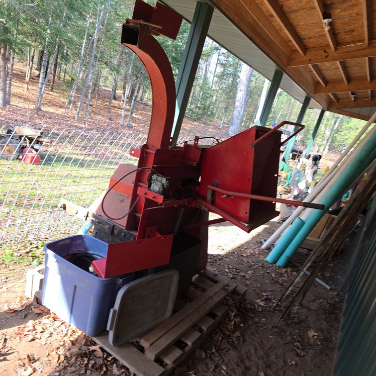 PTO Driven Chipper for Three Point Hitch (READ)