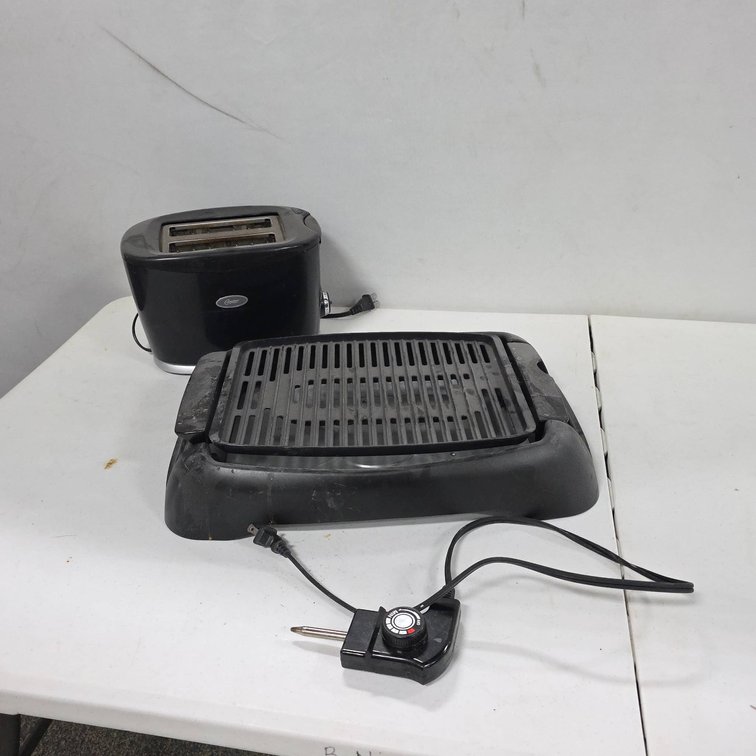 Smart Planet SIG1 Smokeless Indoor Grill with Temperature Control and Oster 2-Slice Toaster, Both Power On