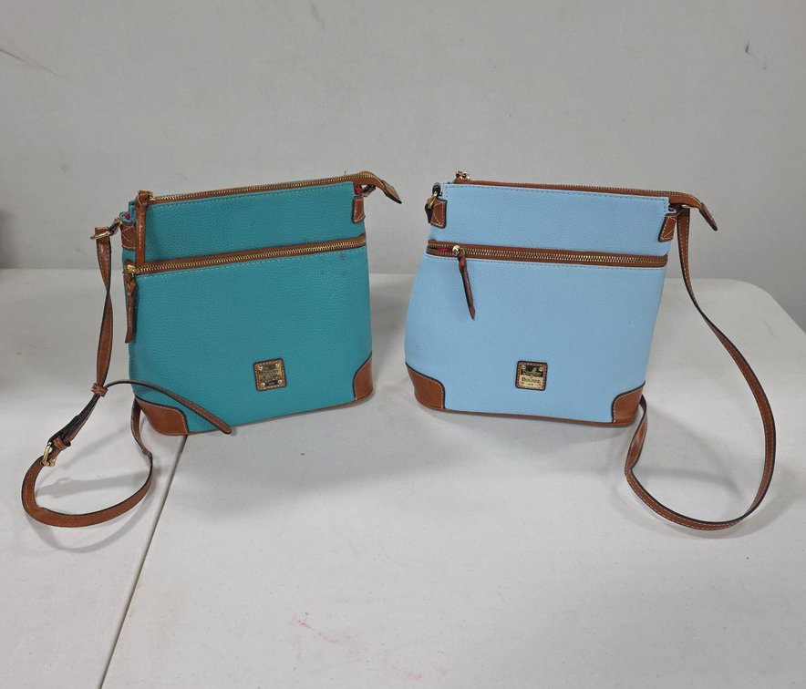 Dooney & Bourke Leather Purse Handbags