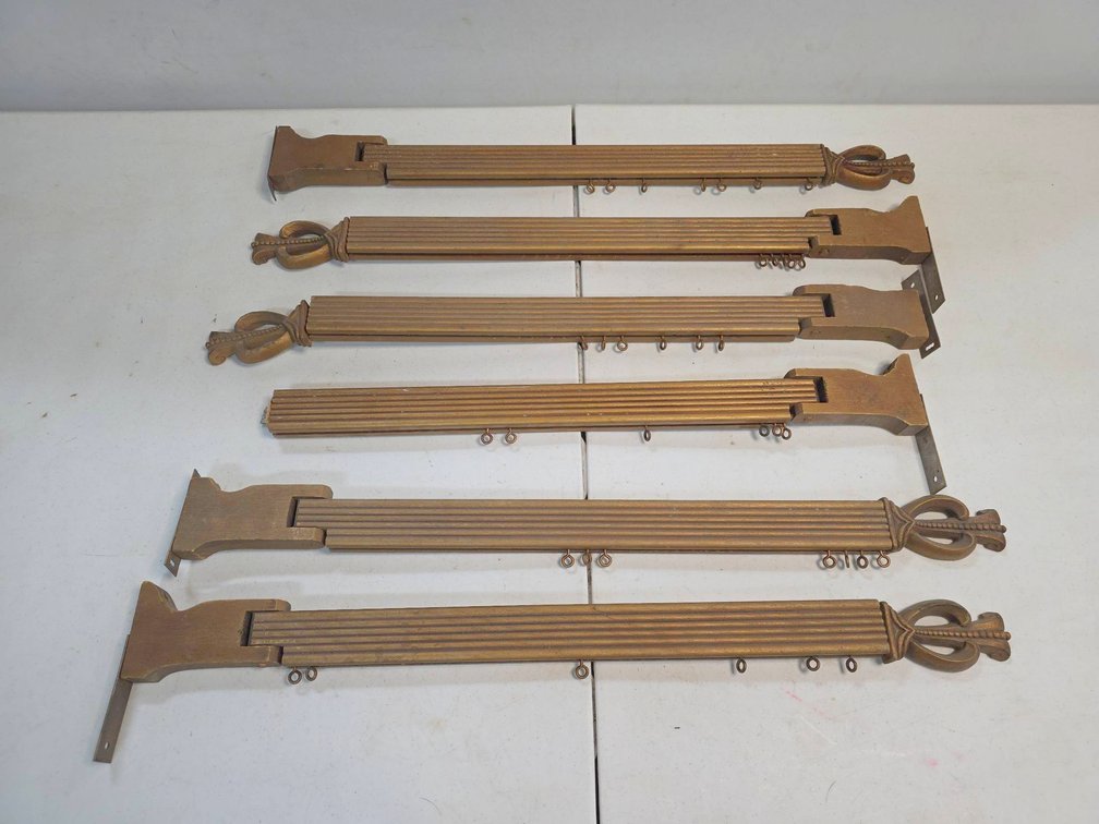 5 Hinged 25 Inch Wooden Curtain Rods with Ornate Finials and Wall Mounts