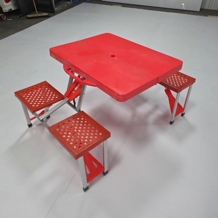 Red Foldable Plastic and Metal Picnic Table with Four Seats, Portable Carry Case Design