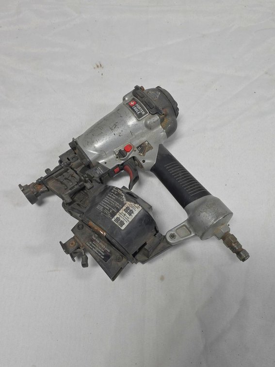 Porter-Cable RN175B Pneumatic Roofing Nailer Coil, Tool-Free Shingle Guide