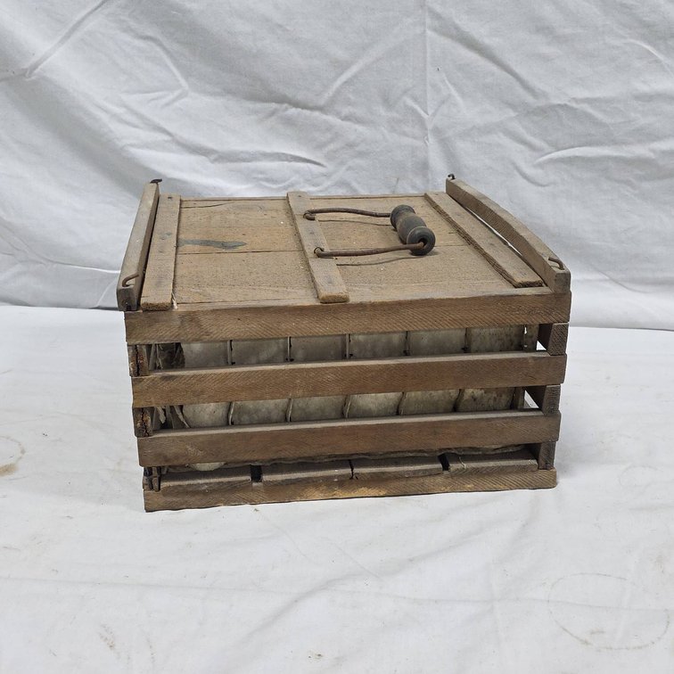 Humpty Dumpty Wooden Egg Carrier With Metal Dividers and Handle