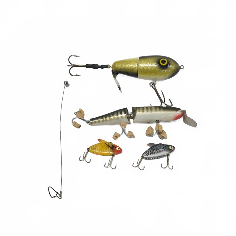 4 Fishing Lures | Inc Creek Chub Pikie 3000 and Heddon Super Sonic, 8" Longest