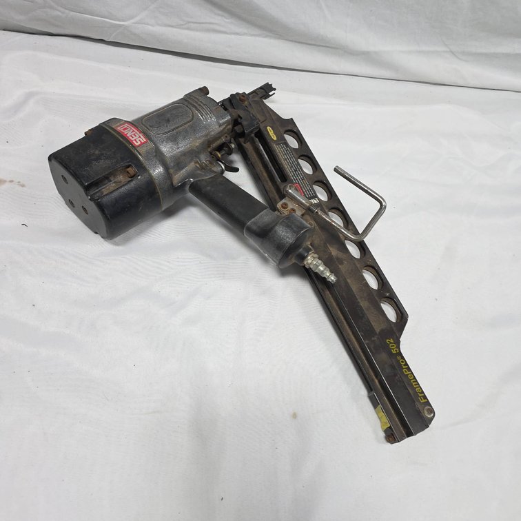Senco FramePro 502 Pneumatic Framing Nailer, Nail Size .113"–.148"