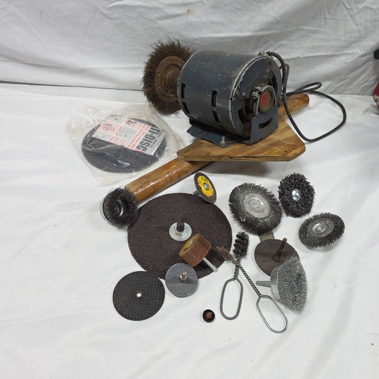 GE Electric Bench Grinder With Wire Wheel and Assorted Grinding and Polishing Attachments