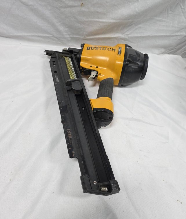 Bostitch F28WW N88WWB Pneumatic 28° Wire Weld Framing Nailer