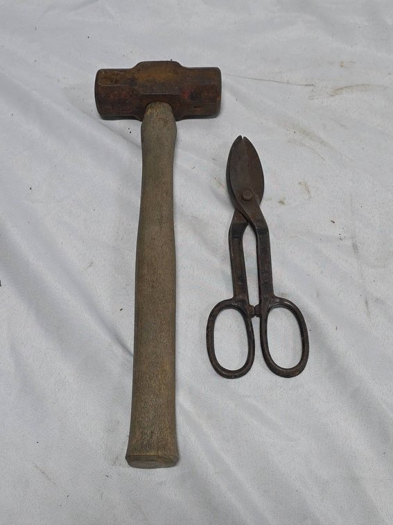 Stanley Metal Snips No. 149 and 4 lb Sledgehammer with 16 in Handle, No Wiggle in Handle