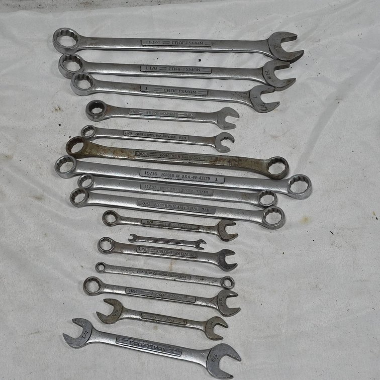 Craftsman Variety Tool Lot with Open-End, Box-End, 12-Point Wrenches and 3/4-Inch Ratchet Combo